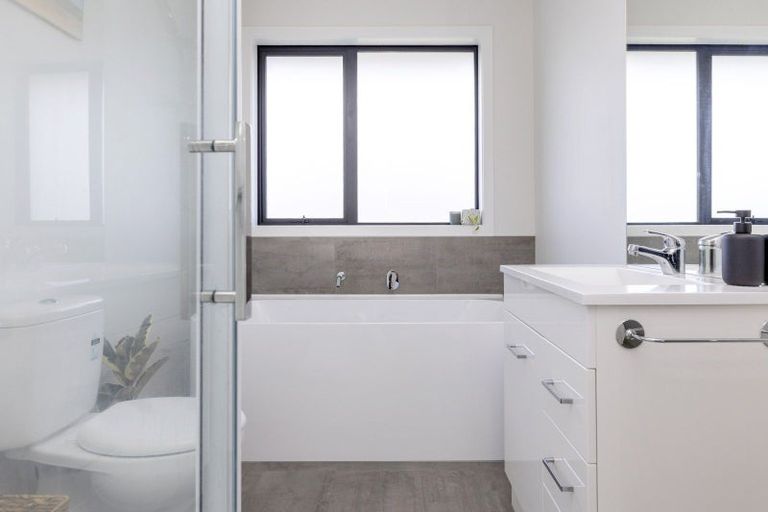 Photo of property in 22 Wai Terrace, Wharewaka, Taupo, 3330