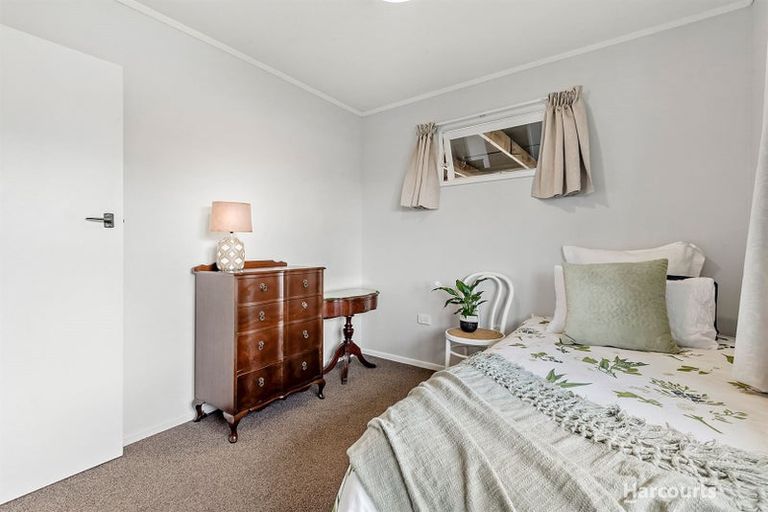 Photo of property in 1b Fernleigh Avenue, Waiuku, 2123