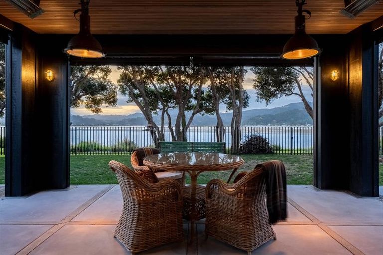 Photo of property in 10 Ida Way, Omaha, 0986