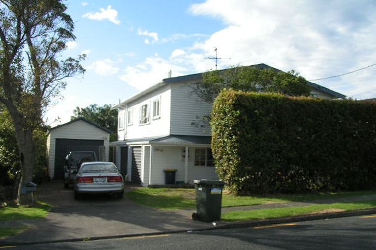 Photo of property in 1/69 Jutland Road, Hauraki, Auckland, 0622