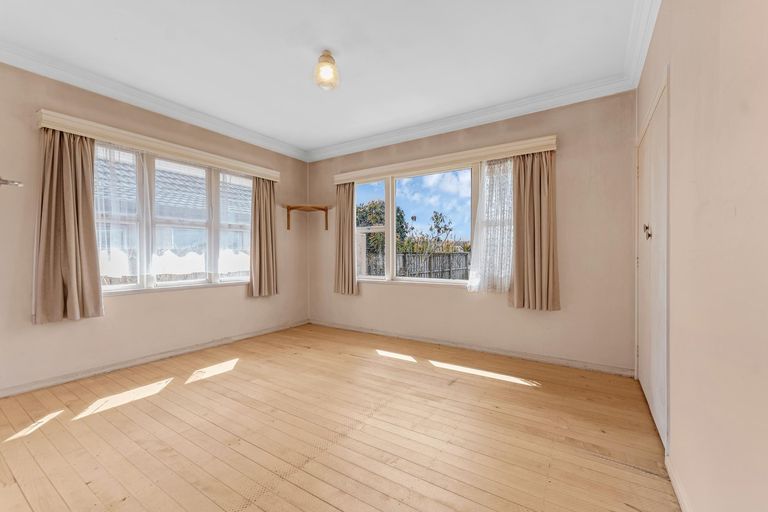 Photo of property in 1/10 Grove Road, Papakura, 2110