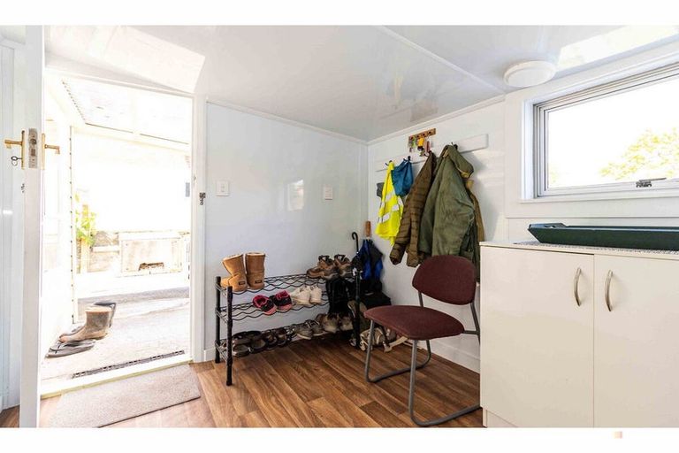 Photo of property in 6 Sutter Street, Seaview, Timaru, 7910