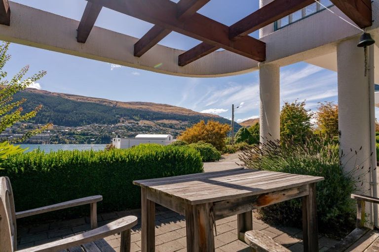 Photo of property in 415 Peninsula Road, Kelvin Heights, Queenstown, 9300