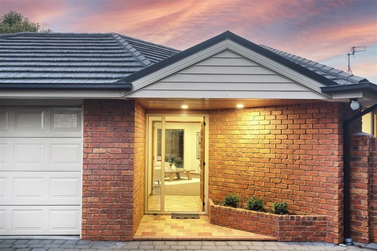 Photo of property in 272 Waimairi Road, Ilam, Christchurch, 8041