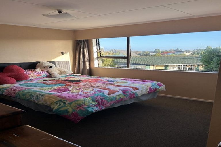 Photo of property in 11 Te Kama Street, Levin, 5510