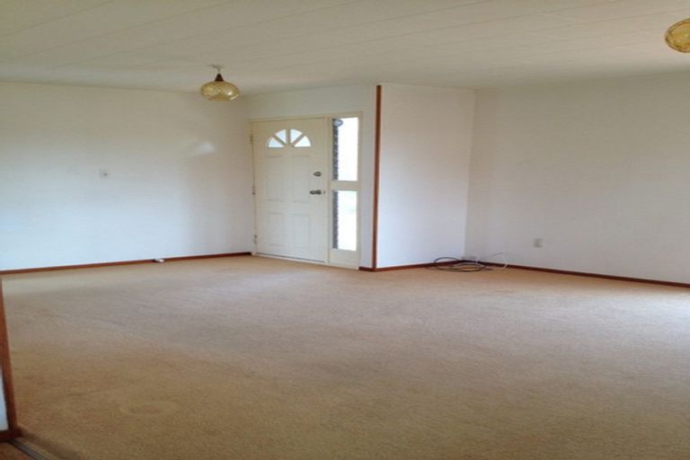 Photo of property in 134 Pigeon Mountain Road, Half Moon Bay, Auckland, 2012