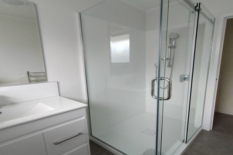 Photo of property in 2/6 Browns Road, Manurewa, Auckland, 2102