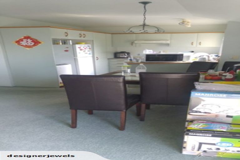 Photo of property in 130 West Hoe Heights, Orewa, 0931