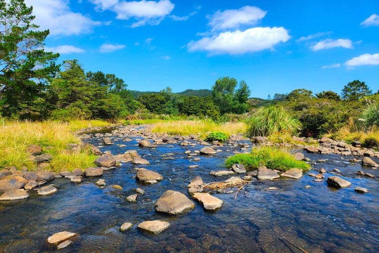 Property details for 137 Opouteke Road, Kaihu, Dargaville, 0379