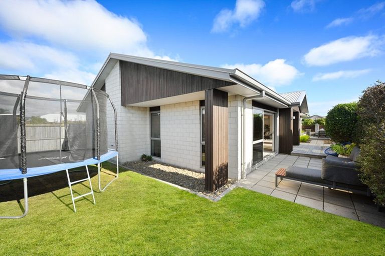 Photo of property in 5 Hebe Crescent, Papamoa Beach, Papamoa, 3118
