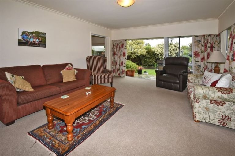 Photo of property in 17 Bencard Place, Hoon Hay, Christchurch, 8025