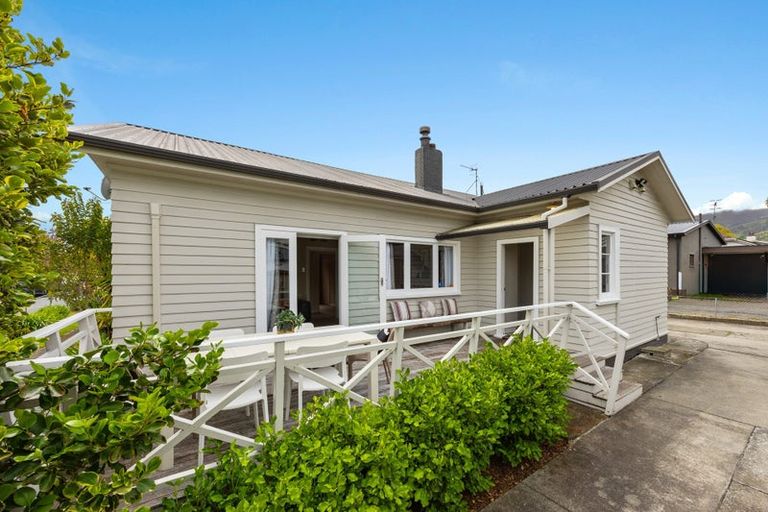 Photo of property in 35 Oxford Street, Richmond, 7020