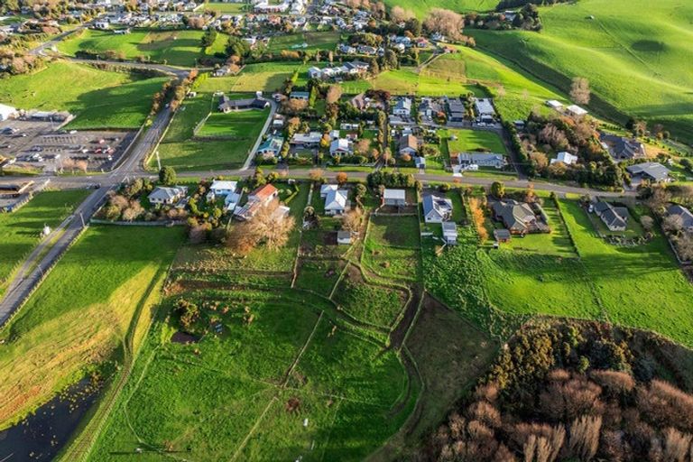 Photo of property in 20 Mason Road, Hawera, 4674