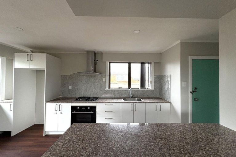 Photo of property in 1 Thornton Place, Melville, Hamilton, 3206