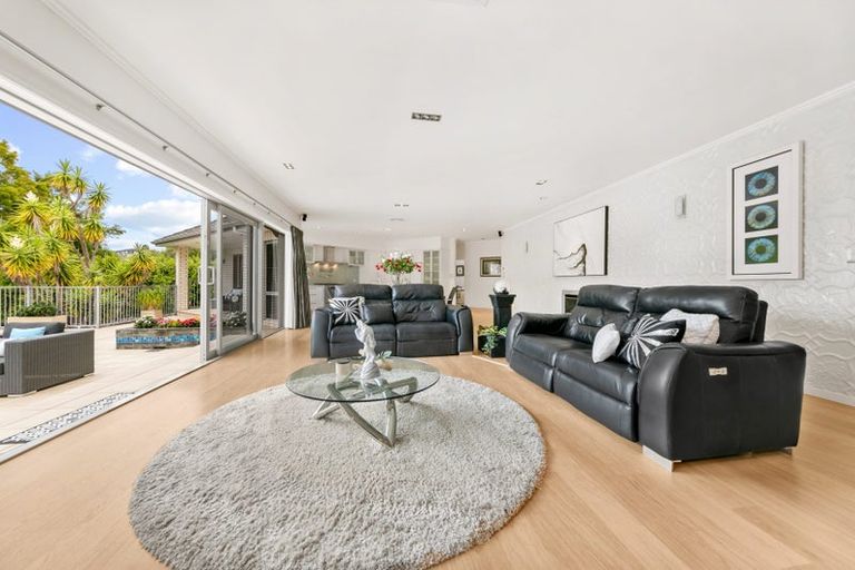 Photo of property in 7 Burgundy Park Avenue, Henderson, Auckland, 0612