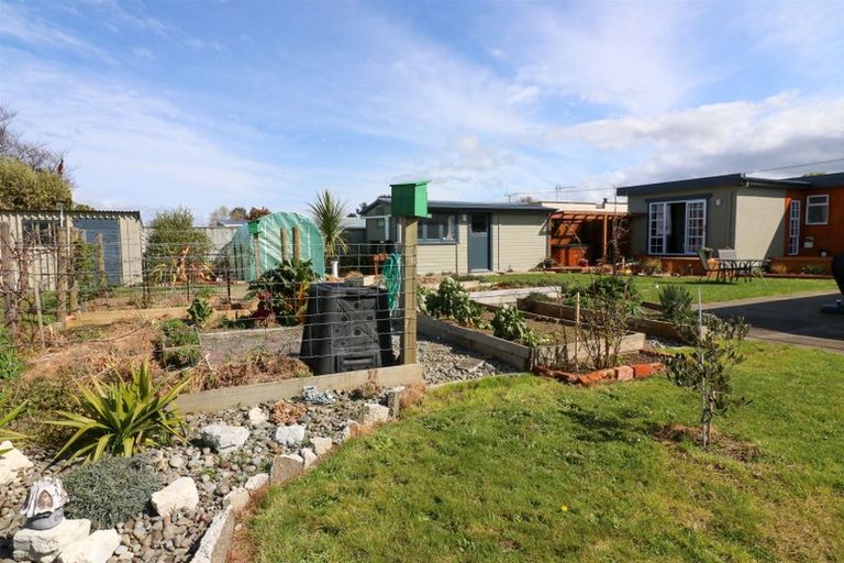 Photo of property in 42 Thyra Street, Dannevirke, 4930