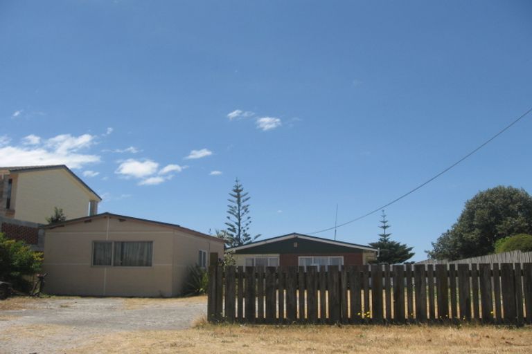 Photo of property in 183 Pukehina Parade, Pukehina, 3189