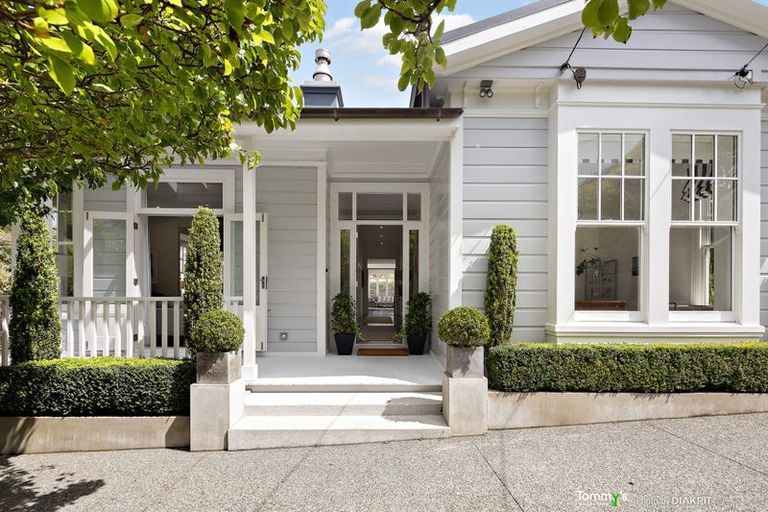 Photo of property in 17b Homewood Avenue, Karori, Wellington, 6012