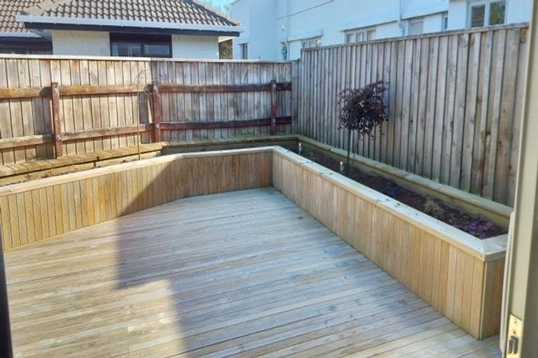 Photo of property in 24 Rangitira Avenue, Palmerston North, 4414