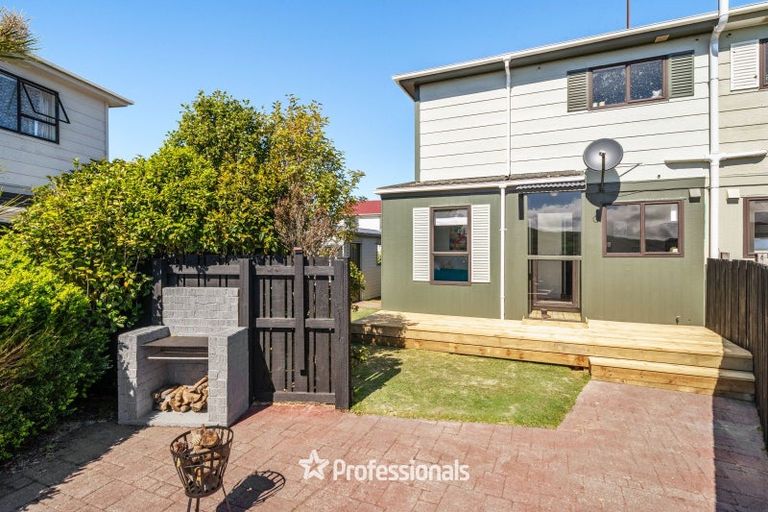 Photo of property in 25a Outram Grove, Kelson, Lower Hutt, 5010