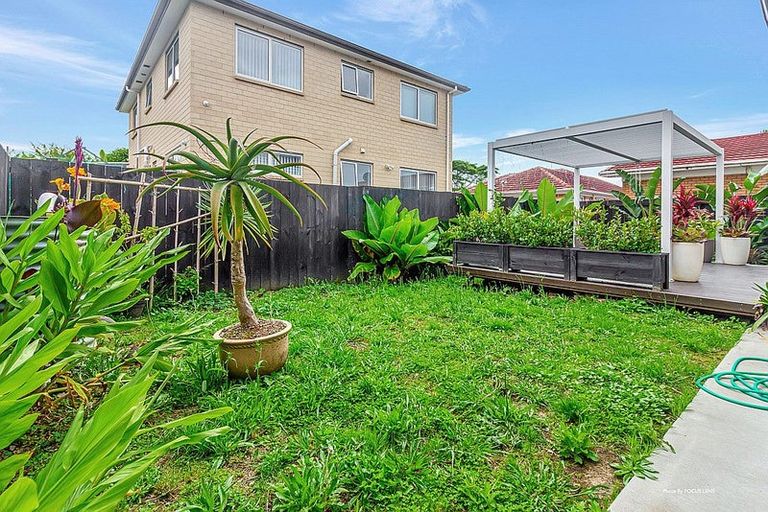 Photo of property in 18a Buckingham Crescent, Manukau, Auckland, 2025