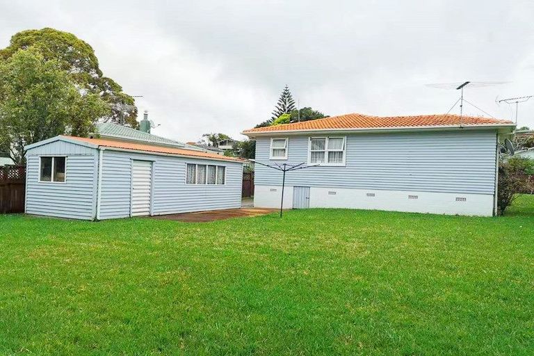 Photo of property in 22 Keldale Place, Forrest Hill, Auckland, 0620