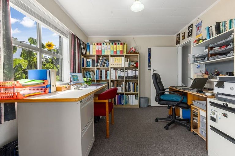 Photo of property in 635 Queen Street East, Levin, 5510