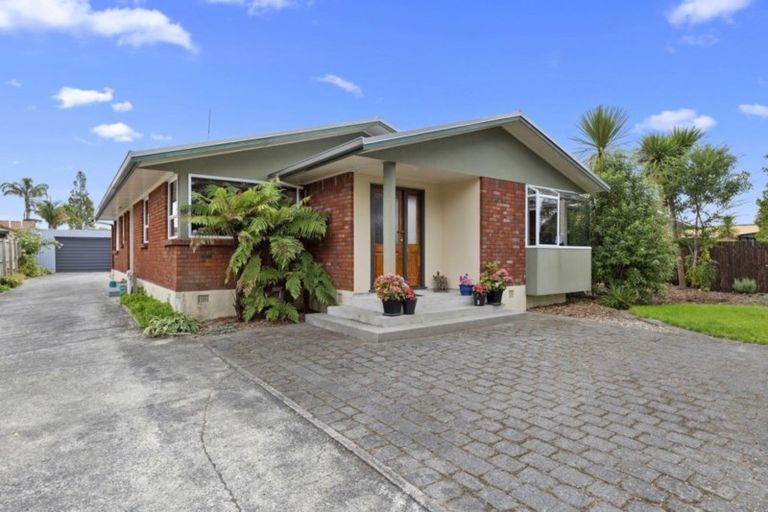 Photo of property in 29 Pulham Crescent, Queenwood, Hamilton, 3210