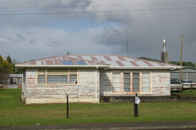 Photo of property in 16 Otiria Road, Moerewa, 0211