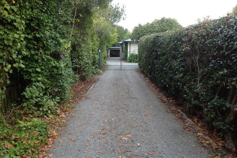 Photo of property in 75a Hinau Street, Riccarton, Christchurch, 8041