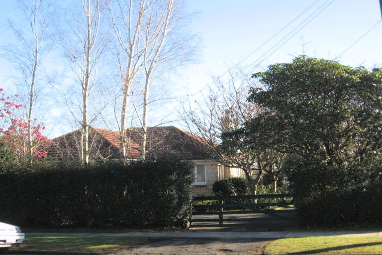 Photo of property in 6 Willis Road, Papakura, 2110