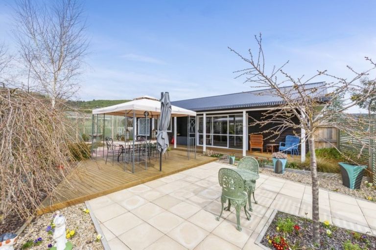 Photo of property in 4 Nursery Lane, Kinloch, Taupo, 3377