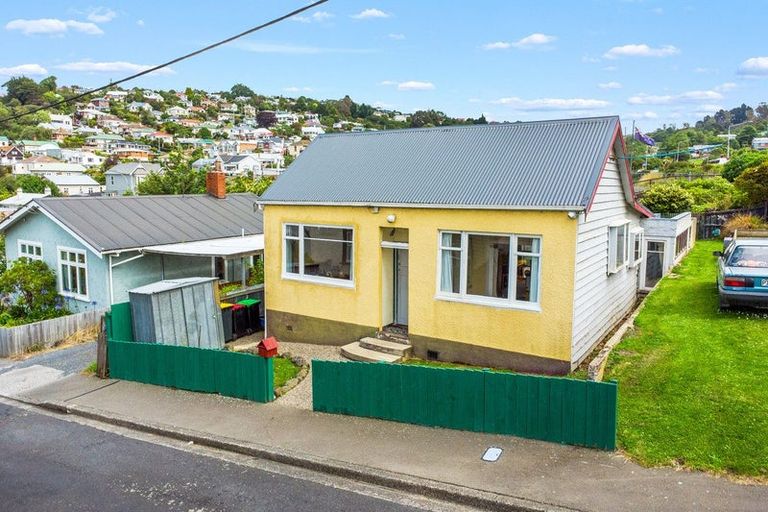 Photo of property in 11 Catherine Street, Caversham, Dunedin, 9012