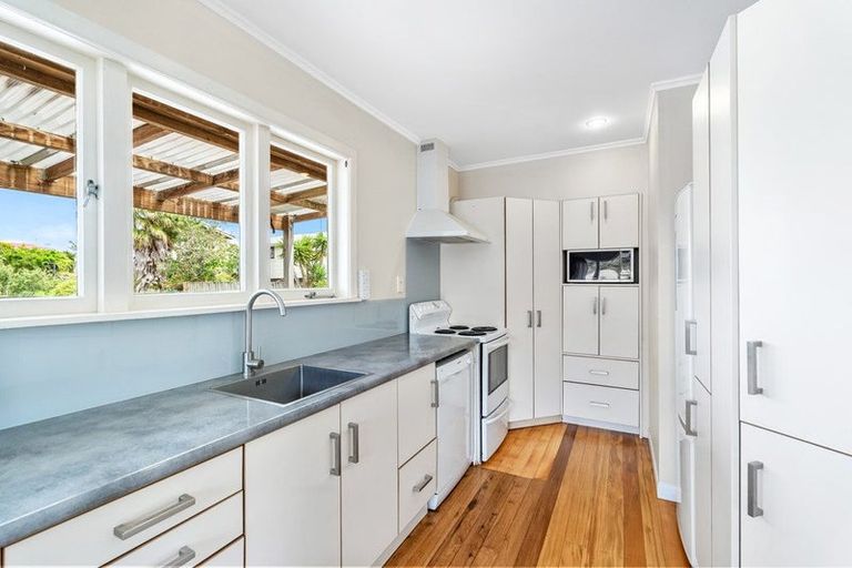 Photo of property in 31 Cartwright Road, Onerahi, Whangarei, 0110