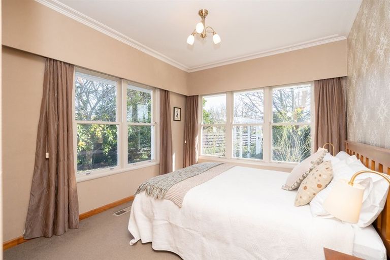 Photo of property in 18 Fairfield Road, Fairfield, Hamilton, 3214