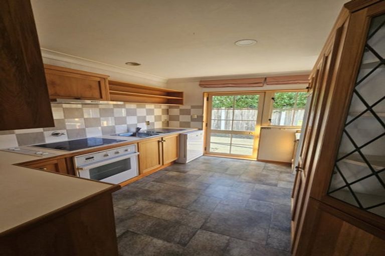 Photo of property in 6 Stanley Avenue, Palmerston North, 4414