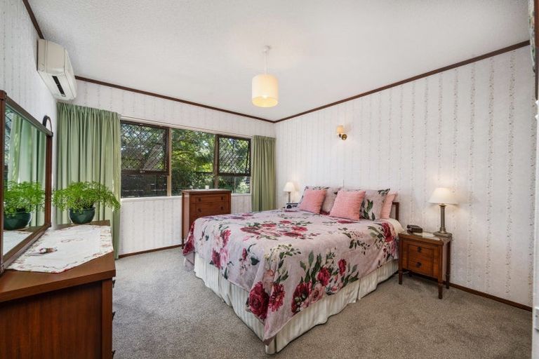 Photo of property in 3a Shelly Beach Parade, Cockle Bay, Auckland, 2014