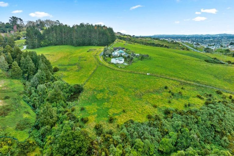 Photo of property in 51a Murphys Road, Totara Park, Auckland, 2019