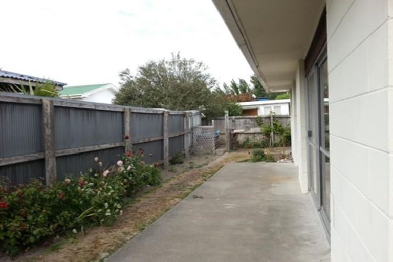 Photo of property in 50a Sinclair Street, New Brighton, Christchurch, 8083