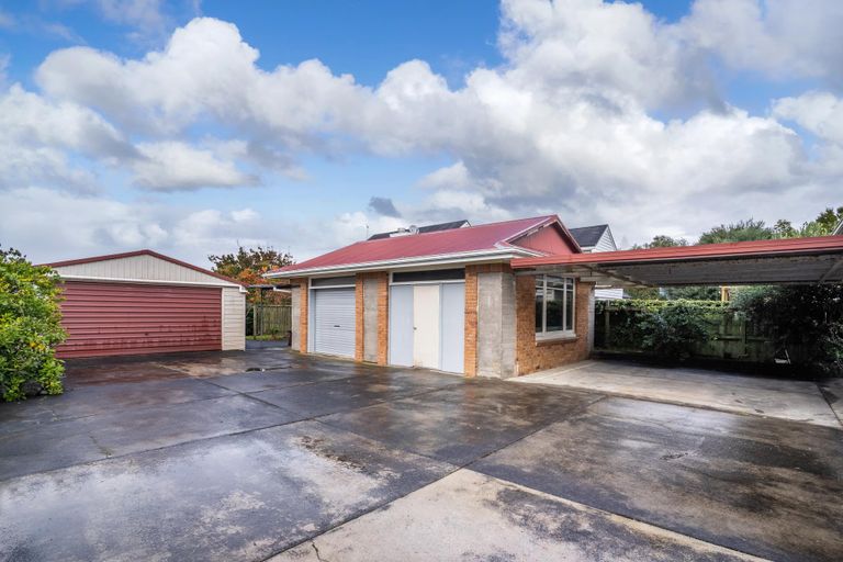 Photo of property in 8 Atarangi Road, Greenlane, Auckland, 1051