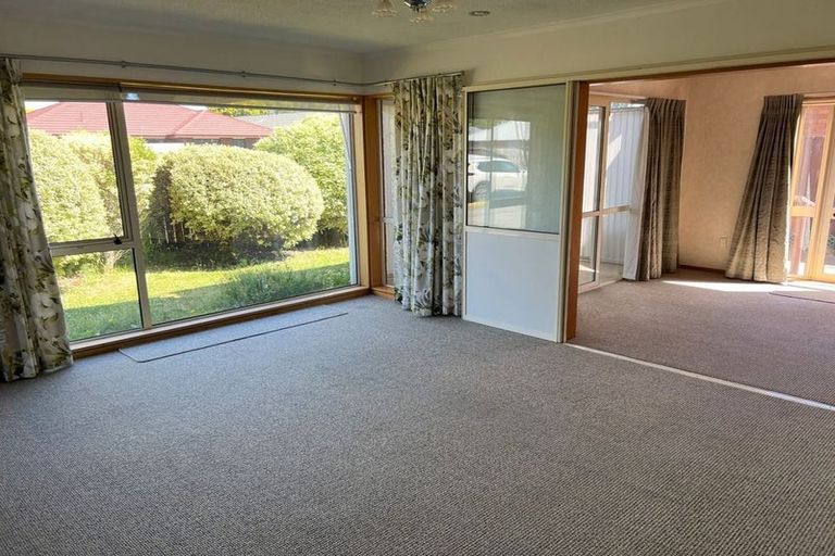 Photo of property in 144 Withells Road, Avonhead, Christchurch, 8042