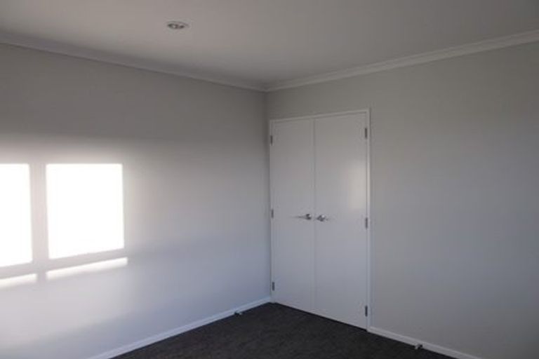 Photo of property in 36 Mackay Drive, Greenhithe, Auckland, 0632