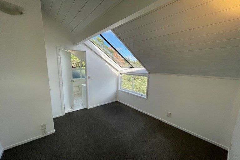 Photo of property in 20 The Close, Greenhithe, Auckland, 0632