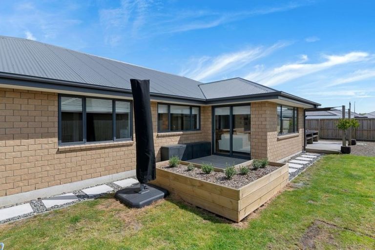 Photo of property in 53 Stonebrook Drive, Rolleston, 7614