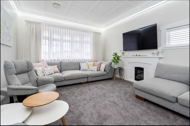 Photo of property in 16 Zealandia Street, Kensington, Whangarei, 0112