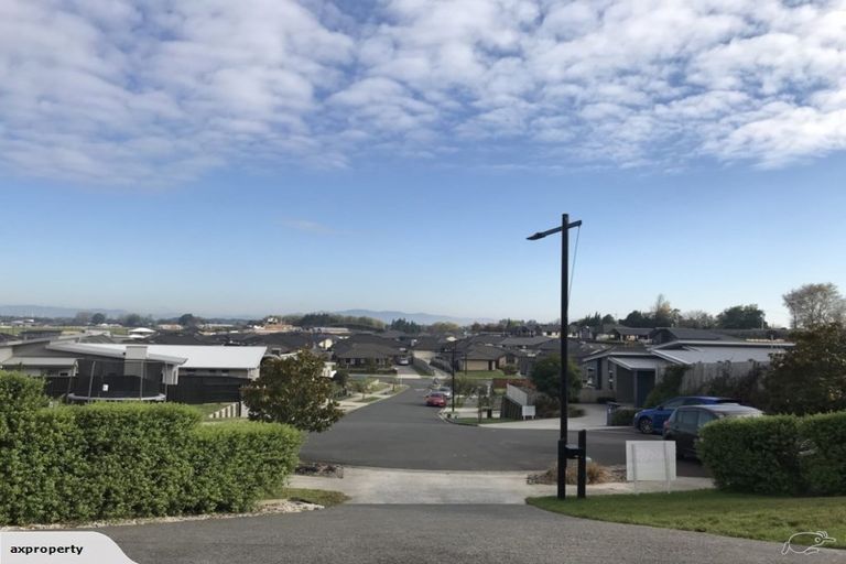 Photo of property in 16 Rigg Place, Flagstaff, Hamilton, 3210