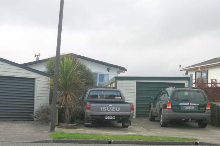 Photo of property in 20 Trinidad Crescent, Grenada Village, Wellington, 6037