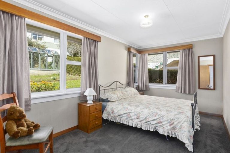 Photo of property in 85 Kaikorai Valley Road, Glenross, Dunedin, 9011
