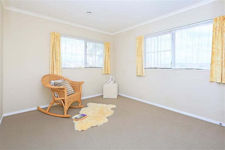 Photo of property in 69 Middlefield Drive, East Tamaki Heights, Auckland, 2016