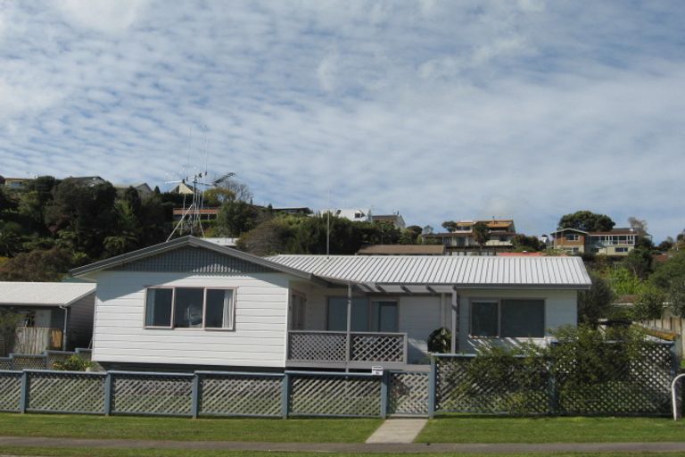 Photo of property in 74 Esmeralda Street, Welcome Bay, Tauranga, 3112